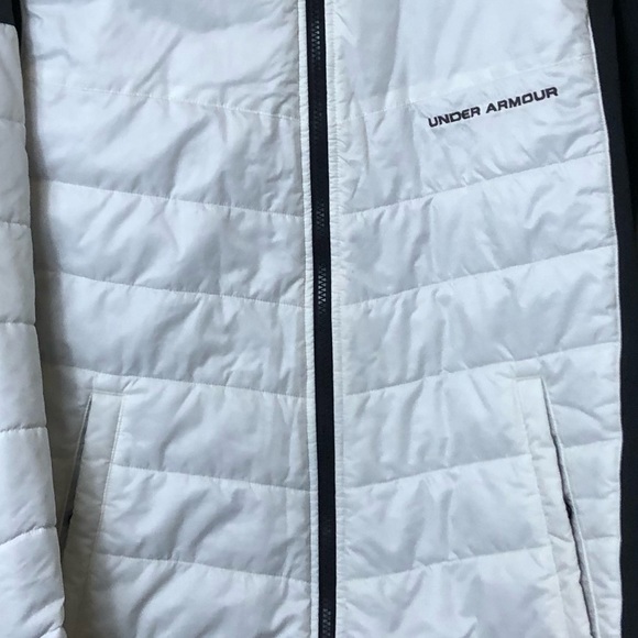 Men’s Under Armour Zipper Puffer Jacket. XL - Picture 4 of 9